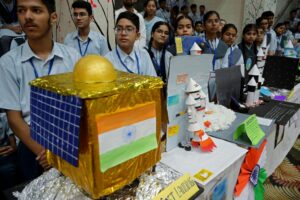 Government School Students Participate in Science Exhibition